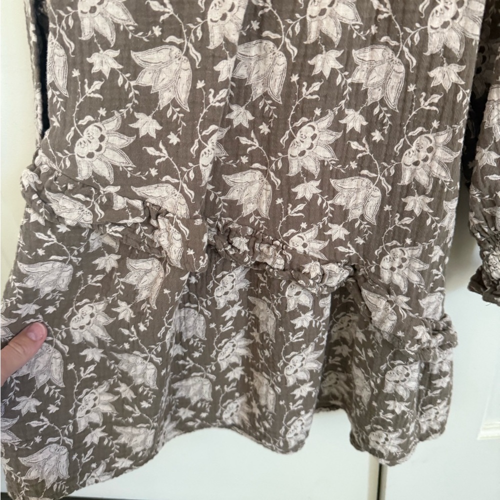 Rylee + Cru olive and Cream Floral Dress - Picture 4 of 5